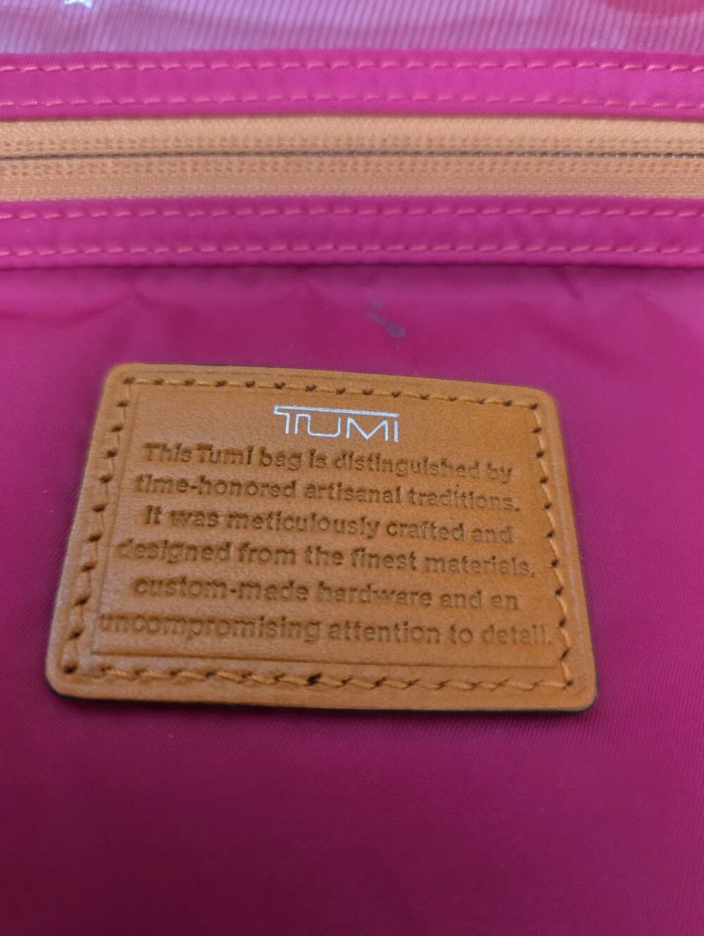Tumi Travel Organizer Makeup Toiletry Jewely Vacation Travel Quiet Luxury